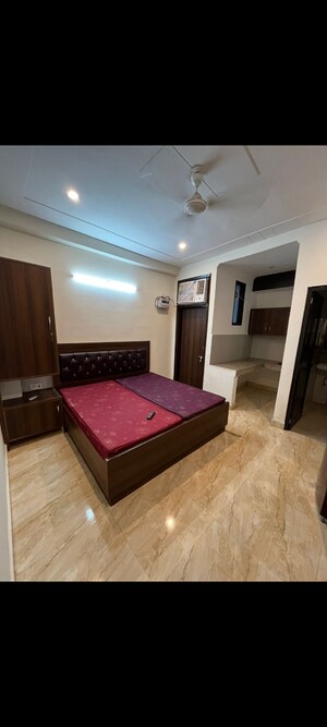 Bedroom in Studio Builder Floor at DLF City Phase III, Sector 24 – for Rent