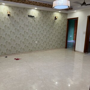 Room in 3 BHK Builder Floor at TDI The Retreat, Sector 89 – for Sale