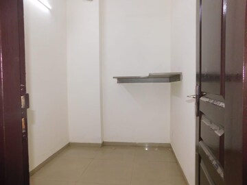 2.5 BHK Apartment For Sale in Logix Blossom County, Sector 137