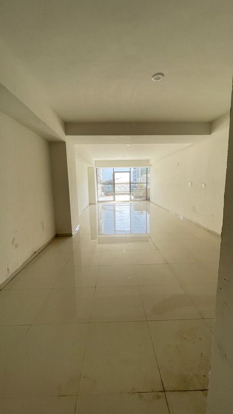 Room, aaa-anam-2 Commercial Office Space 1250 Sq.Ft. In Ambli Ahmedabad 9672671