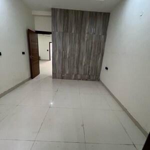 3 BHK Apartment For Rent in Vip Road