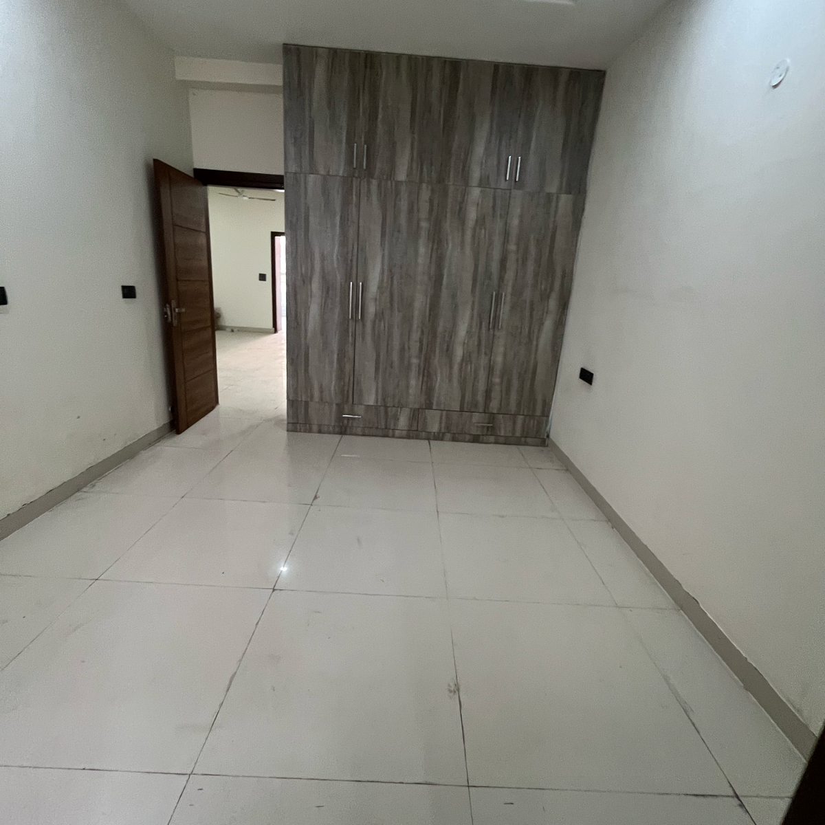 3 BHK + Pooja Room Apartment For Rent in VIP Road