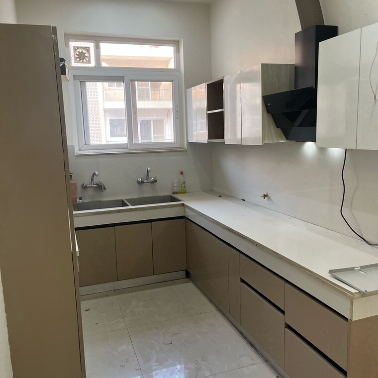 Kitchen, vip road 3 Bedroom 1500 Sq.Ft. Apartment In Vip Road Zirakpur 9672721