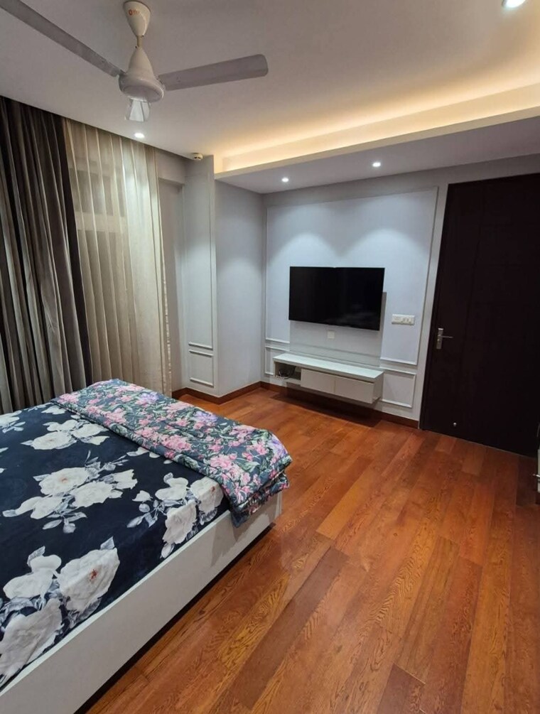 Bedroom, galaxy-north-avenue-ll 3.5 Bedroom 1430 Sq.Ft. Apartment In Gaur City 2 Greater Noida 9672802