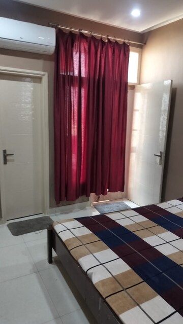 Bedroom in 3 BHK Apartment at Mona Greens, Ghazipur – for Rent