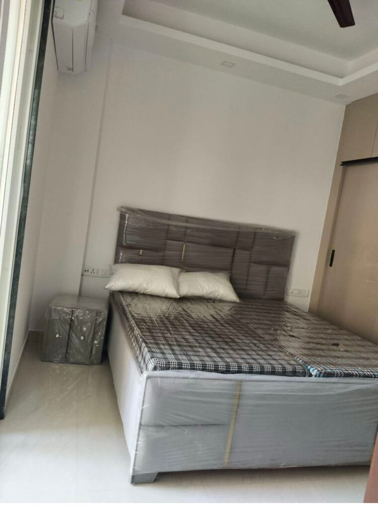Bedroom, dlf-city-phase-iii 1 Bedroom 840 Sq.Ft. Builder Floor In Sector 24 Gurgaon 9672805