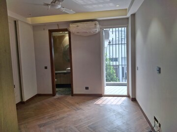 Room in 3 BHK Builder Floor at Greater Kailash I – for Sale