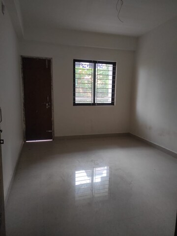 Room in 3 BHK Apartment at Lalpur – for Sale