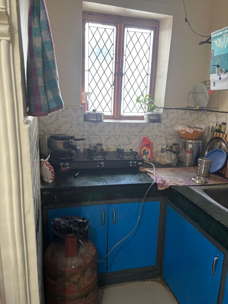 Kitchen, rajpur khurd extension 2 Bedroom 720 Sq.Ft. Builder Floor In Rajpur Khurd Extension Delhi 9672629