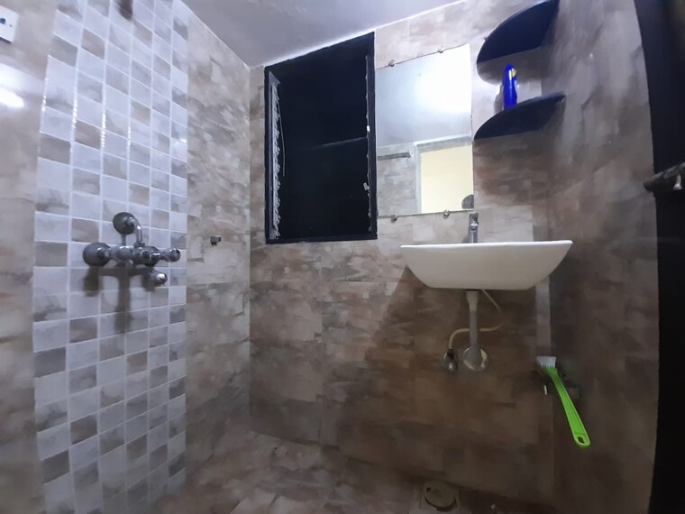 Bathroom, unnat-nagar-chs 3 Bedroom 1600 Sq.Ft. Independent House In Goregaon West Mumbai 9672913