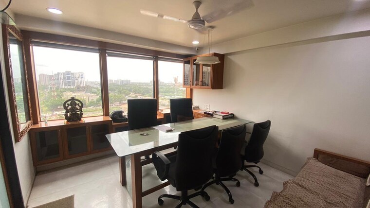 Team Area, makarba Commercial Office Space 750 Sq.Ft. In Makarba Ahmedabad 9672932