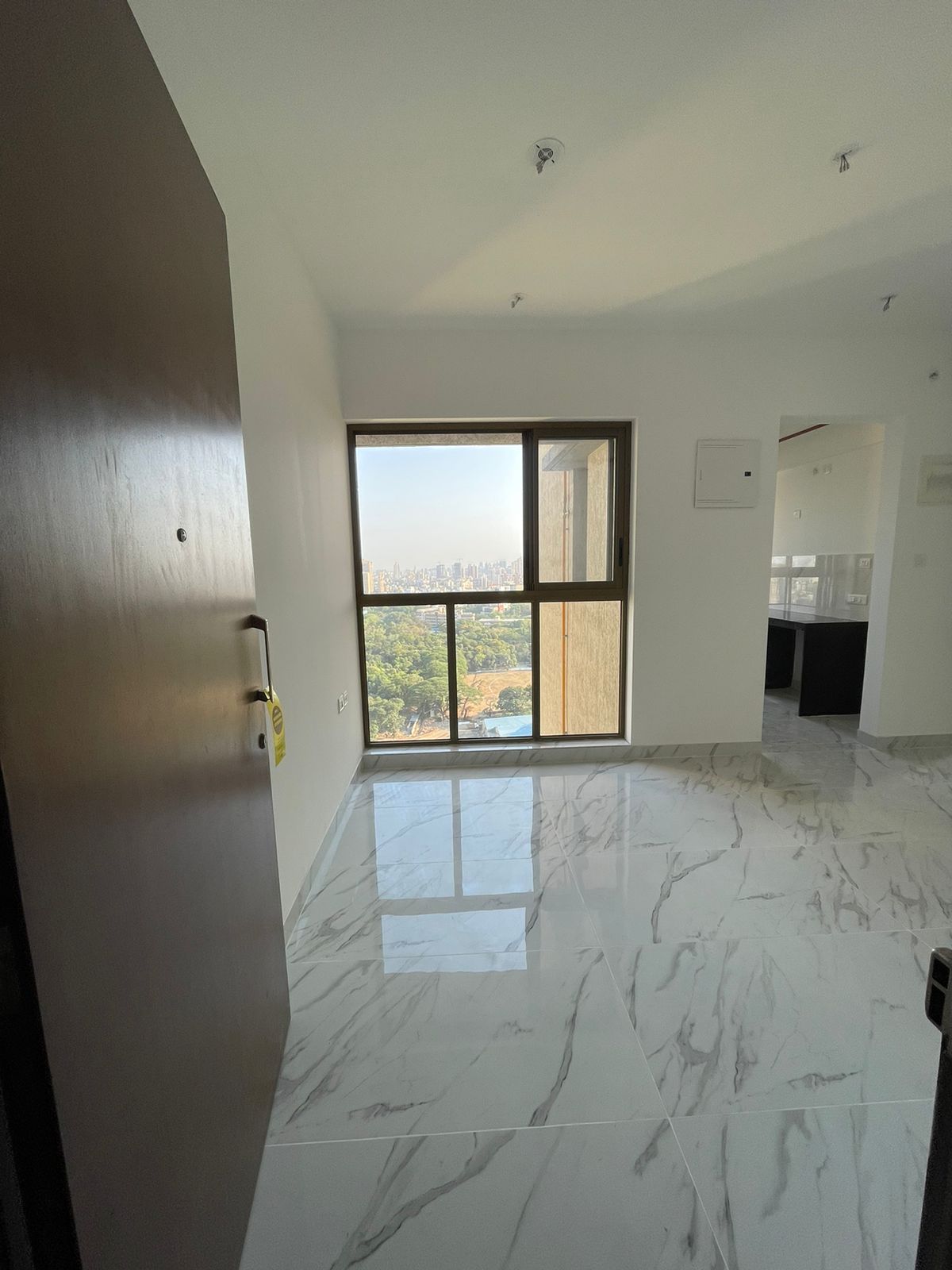 2 BHK Apartment For Rent in Raymond Ten X Habitat