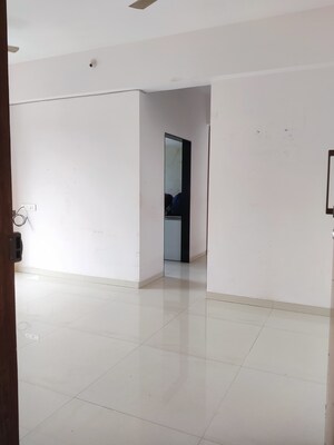 Room in 2 BHK Apartment at Deiv Virat Grandeur, Thakurli – for Rent