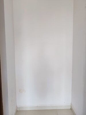 Room in 2 BHK Apartment at Deiv Virat Grandeur, Thakurli – for Rent