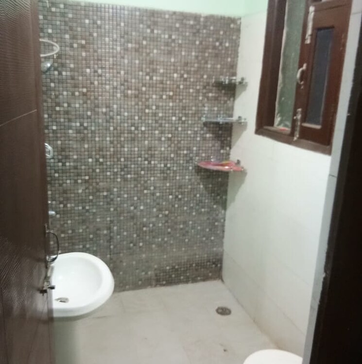 Bathroom, sbp-housing-park 2 Bedroom 900 Sq.Ft. Apartment In Central Derabassi Chandigarh 9673060