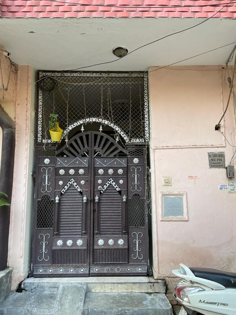 Exterior View, uttam nagar west 2 Bedroom 110 Sq.Yd. Builder Floor In Uttam Nagar West Delhi 9673110