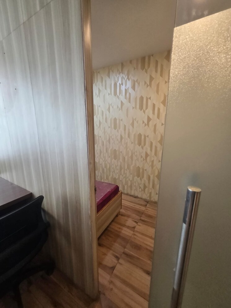 Room, c scheme Commercial Office Space 1800 Sq.Ft. In C Scheme Jaipur 9673104