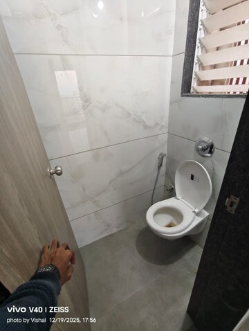 Bathroom in 1 BHK Apartment at Metropolis Bayside, Kasarvadavali – for Rent