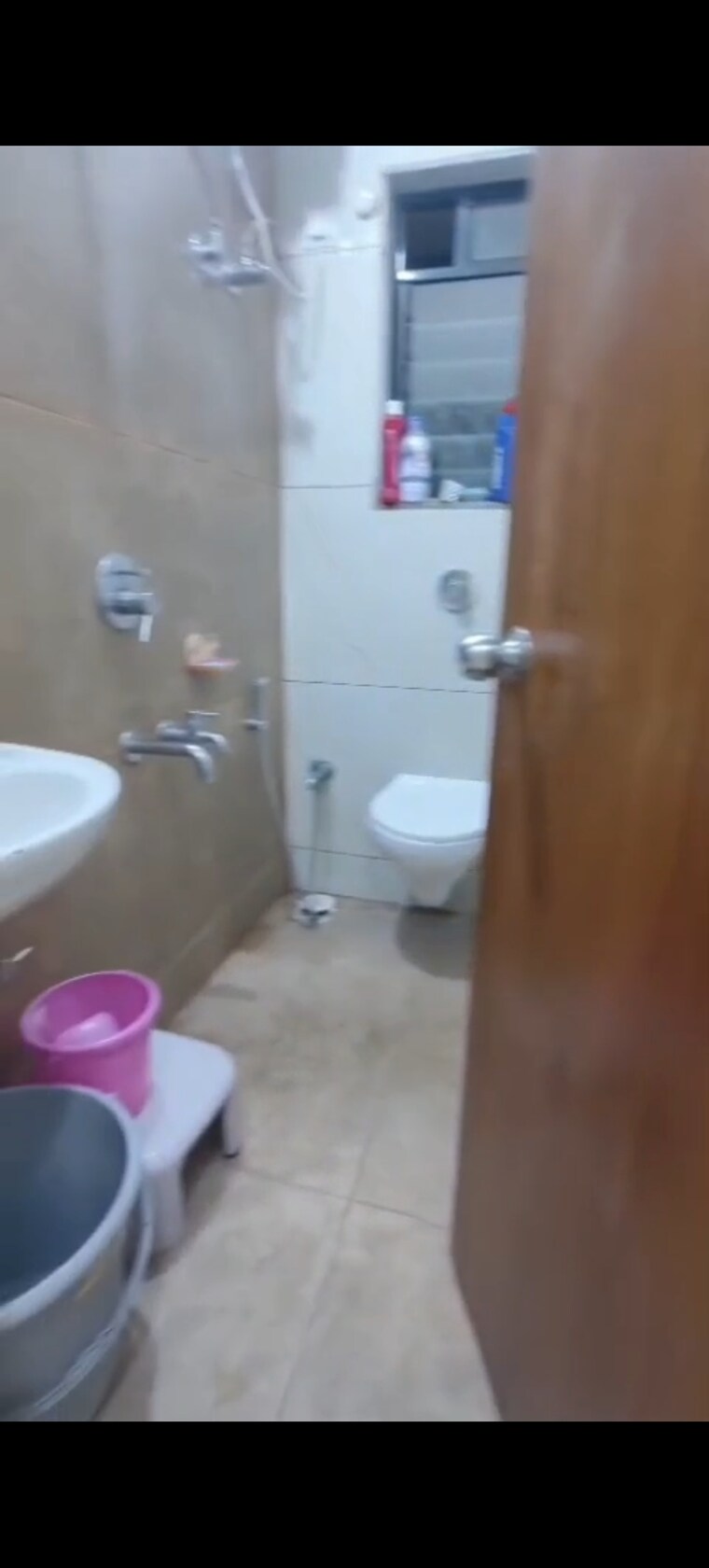 Bathroom, raunak-unnathi-woods 1 Bedroom 425 Sq.Ft. Apartment In Ghodbunder Road Thane 9673375