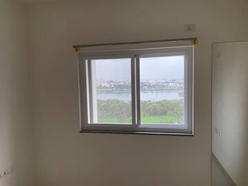 Room in 1 BHK Apartment at Rohan Upavan, Hennur – for Rent