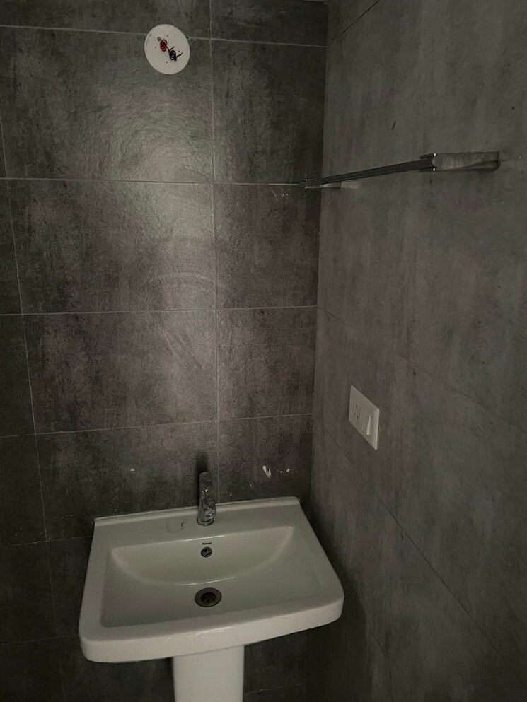 Bathroom, rohan-upavan 1 Bedroom 730 Sq.Ft. Apartment In Hennur Bangalore 9673383