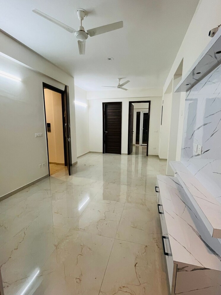 undefined, adani-oyster-grande-phase-2 3 Bedroom 1689 Sq.Ft. Apartment In Sector 102 Gurgaon 9673228