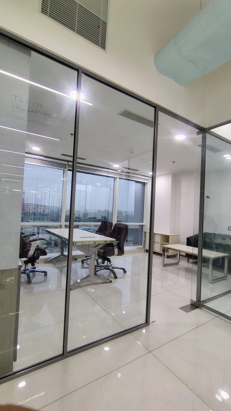 Team Area, udyog vihar Commercial Office Space 4020 Sq.Ft. In Udyog Vihar Gurgaon 9673465