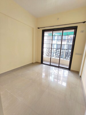 Room in 2 BHK Apartment at Kalyan West – for Rent