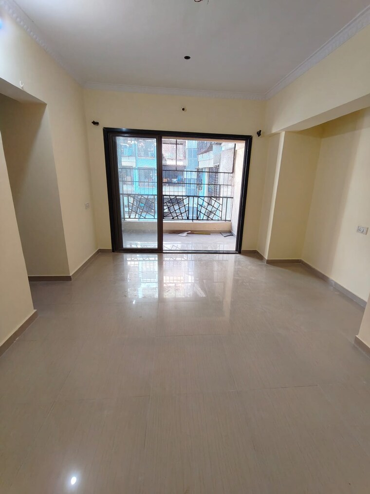 Room, kalyan west 2 Bedroom 960 Sq.Ft. Apartment In Kalyan West Thane 9673535