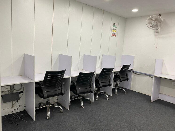 Team Area, sushma-infinium Commercial Office Space 450 Sq.Ft. In Ghazipur Zirakpur 9673525