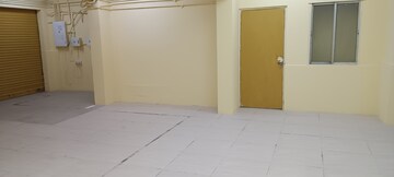 Room in  Showroom at Kalyan West – for Rent