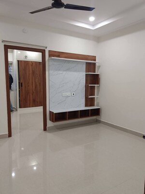1 BHK Apartment For Rent in solitaire ragavendra, Kondapur