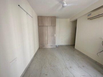 Room in 3 BHK Apartment at Altura Apartments, Ghazipur – for Rent