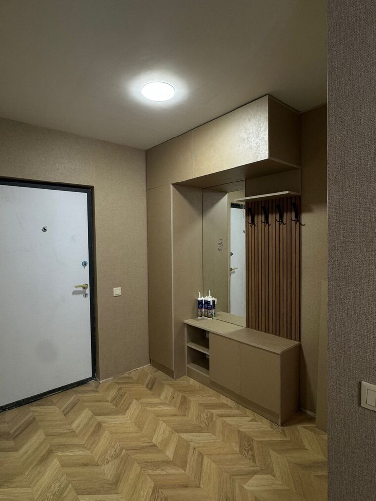 Room, east of kailash 2 Bedroom 110 Sq.Yd. Builder Floor In East Of Kailash Delhi 9673639