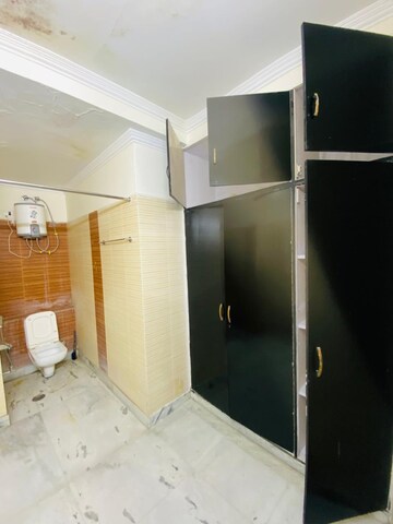 Bathroom in 2 BHK Builder Floor at DLF City Phase III, Sector 24 – for Rent