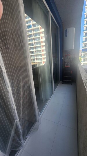 Balcony in 3 BHK Villa at Green Park – for Rent