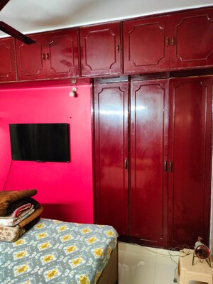 Bedroom in 2.5 BHK Apartment at Pawitra Cooperative Society, Vasundhara Enclave – for Rent