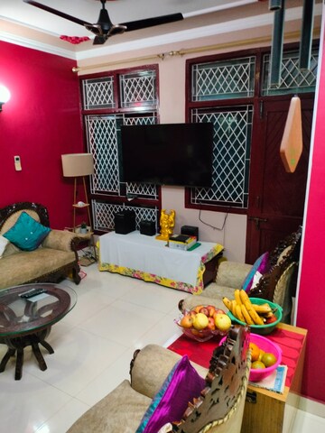 Living Room in 2.5 BHK Apartment at Pawitra Cooperative Society, Vasundhara Enclave – for Rent