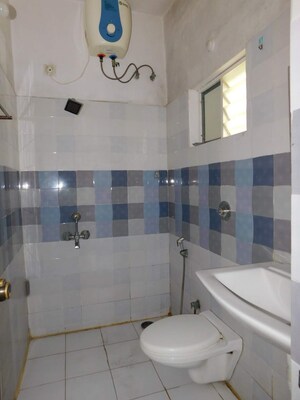 Bathroom in 4 BHK Villa at Safeway Symphony Park Homes, Peeranchuruvu – for Sale
