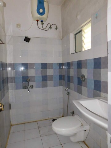 Bathroom in 4 BHK Villa at Safeway Symphony Park Homes, Peeranchuruvu – for Sale