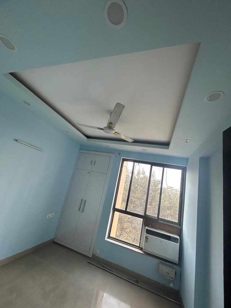 undefined, unitech-uniworld-gardens-2 2 Bedroom 997 Sq.Ft. Apartment In Sector 47 Gurgaon 9673788