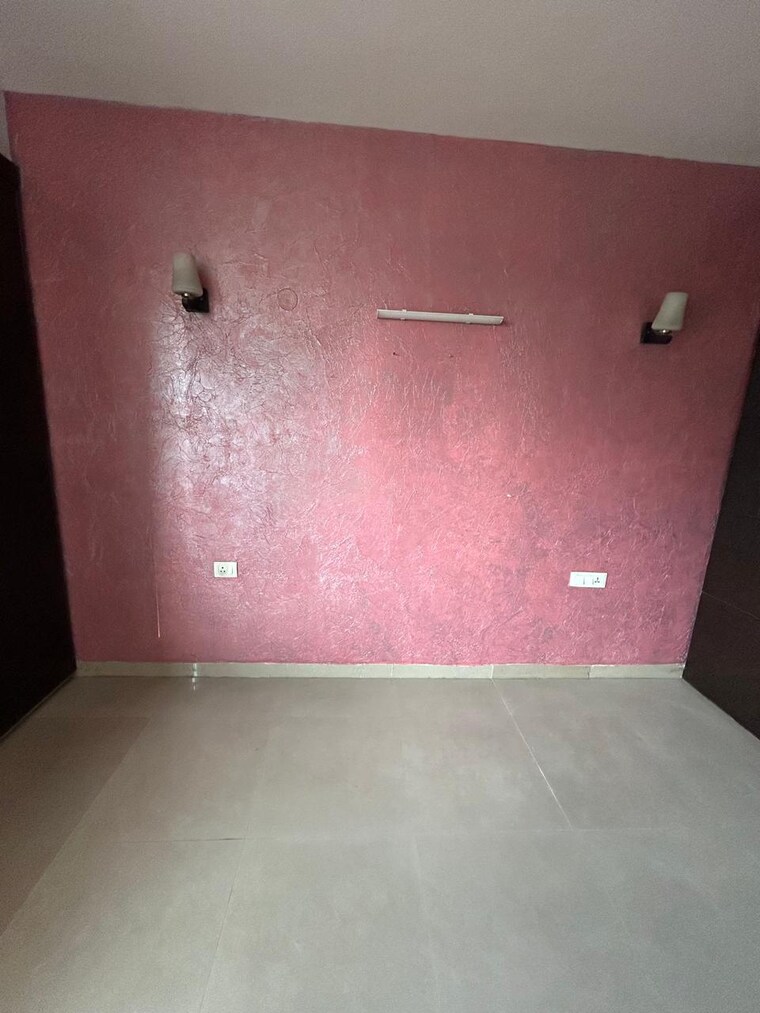 undefined, unitech-uniworld-gardens-2 2 Bedroom 997 Sq.Ft. Apartment In Sector 47 Gurgaon 9673788