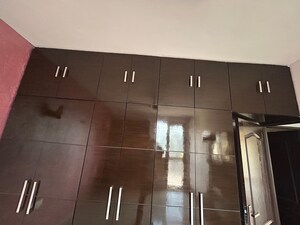 Furnished Amenities in 2 BHK Apartment at Unitech Uniworld Gardens 2, Sector 47 – for Rent