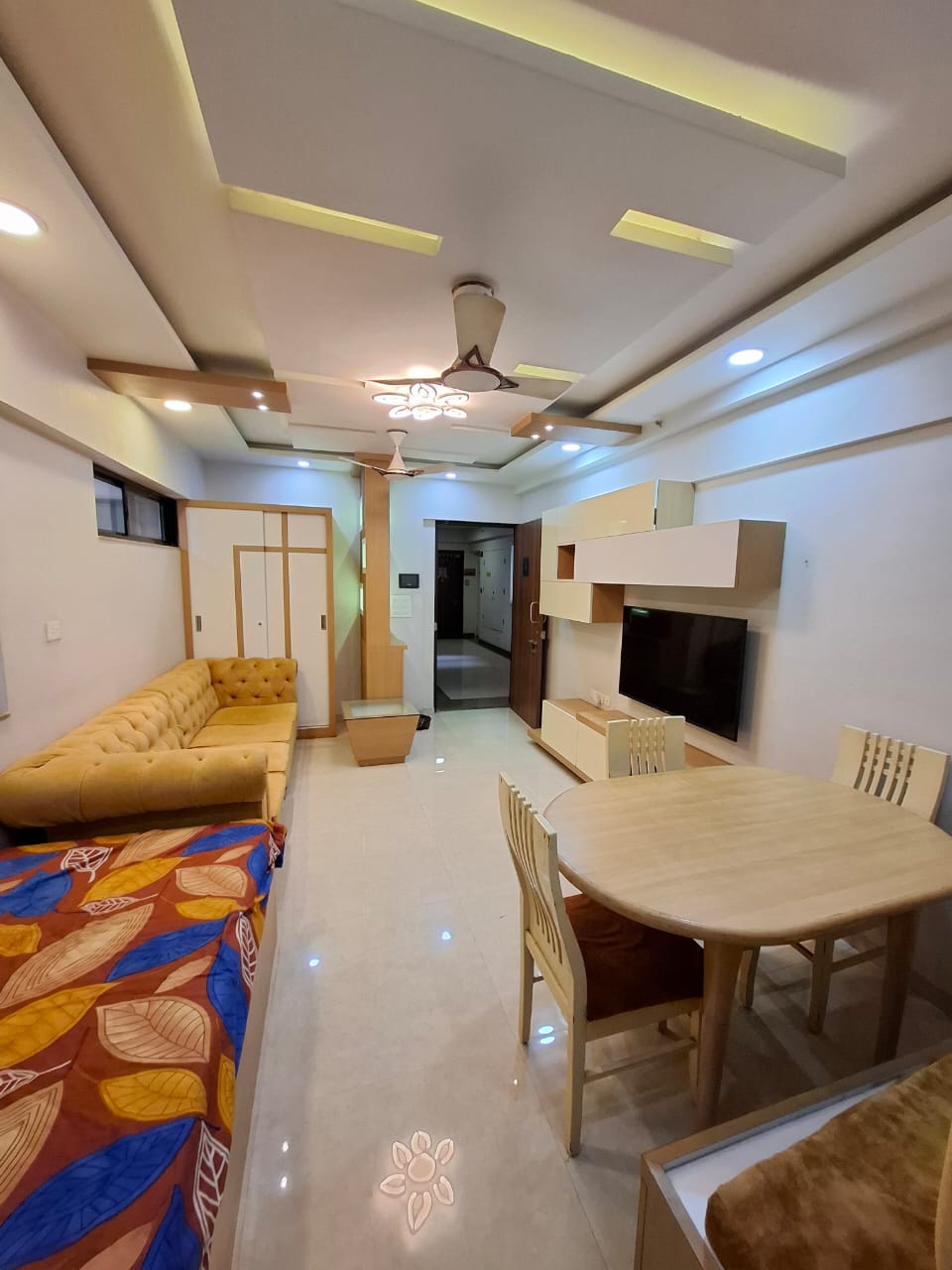 2 BHK + Pooja Room Apartment For Rent in Lodha Palava City Lakeshore Greens