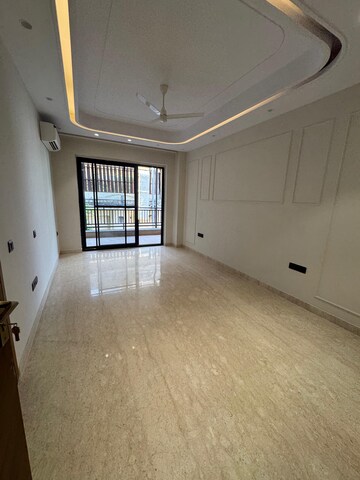 Room in 6+ BHK Villa at DLF City Phase IV, Dlf Phase iv – for Sale