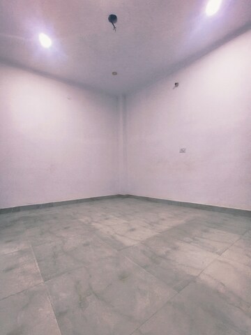 1 BHK Builder Floor For Rent in Dwarka Mor