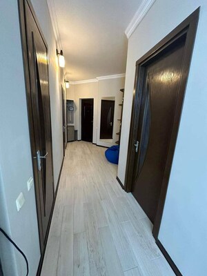 Building Lobby in 3 BHK Builder Floor at Malviya Nagar – for Rent