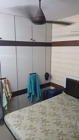 Furnished Amenities in 1 BHK Apartment at Green View Apartment Borivali West, Borivali West – for Sale