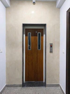 1 RK Builder Floor For Rent in Sector 38