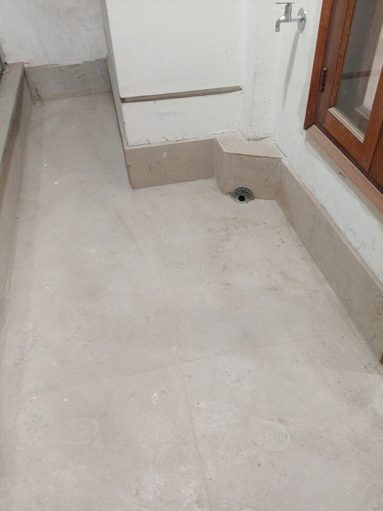 Room, sultanpur 2 Bedroom 700 Sq.Ft. Builder Floor In Sultanpur Delhi 9673973